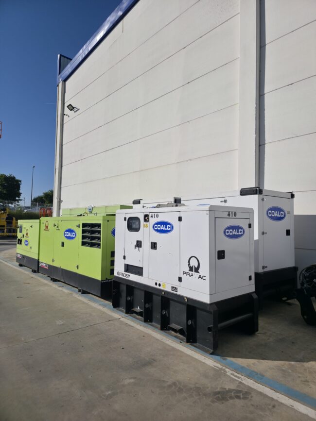 Generadores y torres de luz