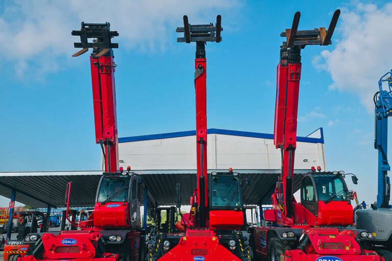 Manipuladores telescópicos y giratorios en alquiler – Coalci