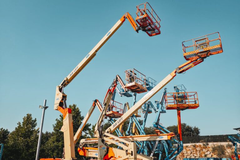 Alquiler de plataformas elevadoras brazos articulados electricos y diesel