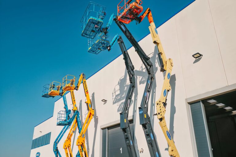 Plataformas Elevadoras Articuladas Electricas