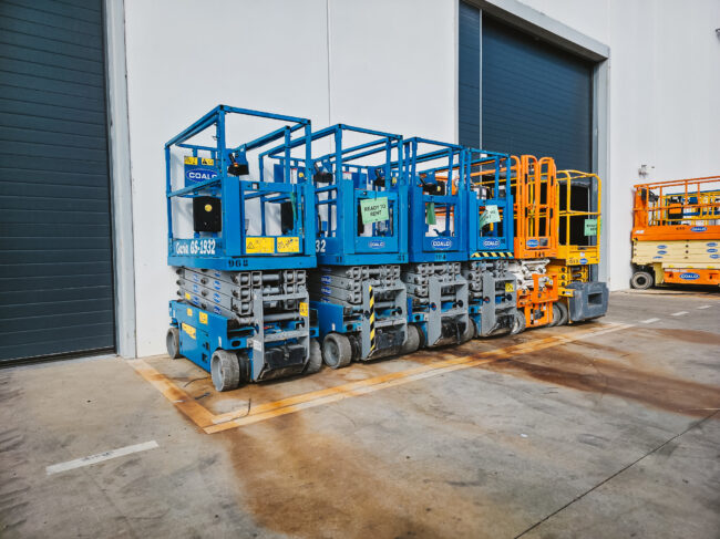 Alquiler vs compra de plataformas elevadoras cómo decidir