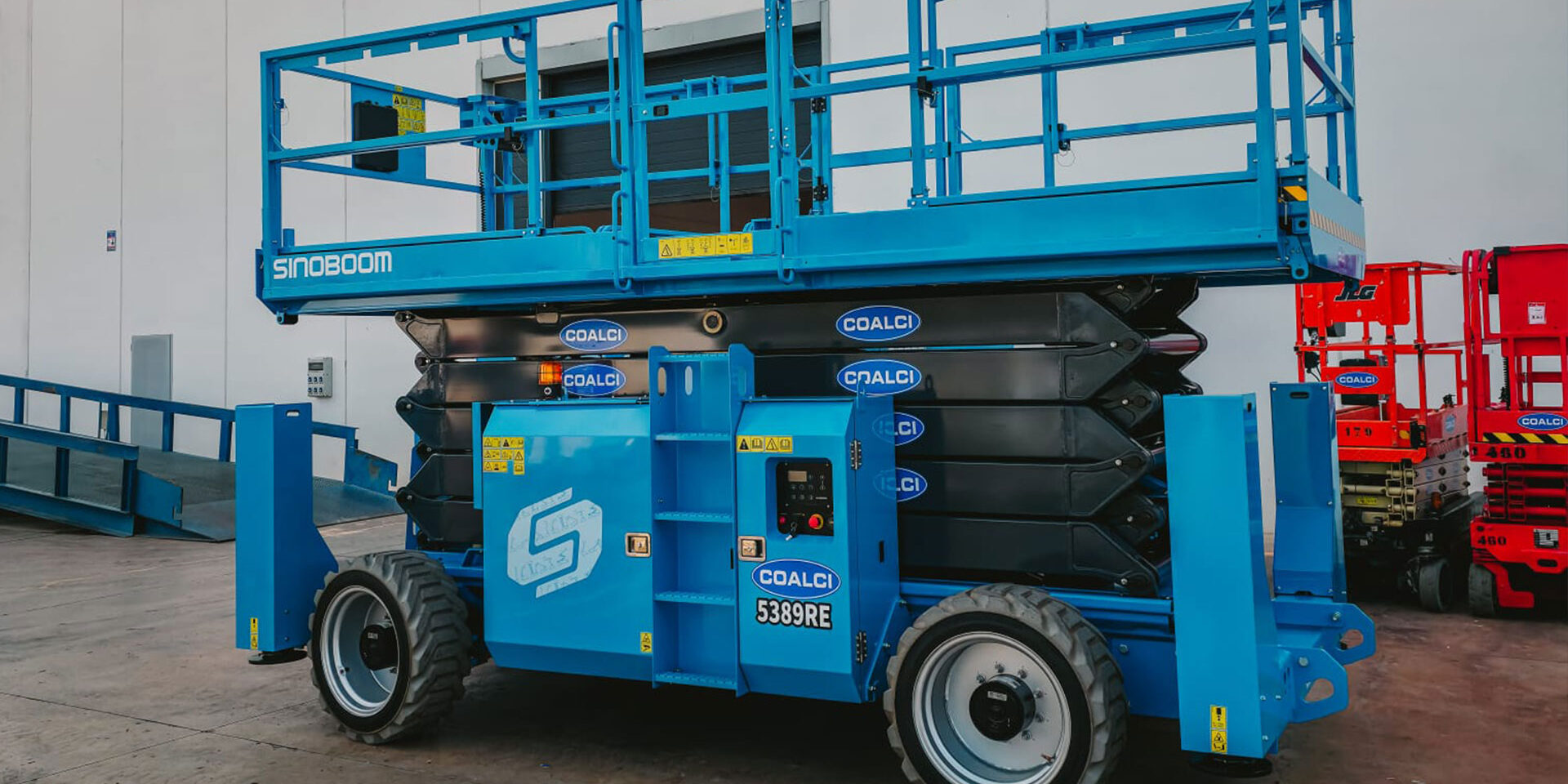 Tijeras Elevadoras Electricas y Diesel