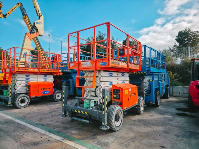 Plataformas tijeras electricas y diesel